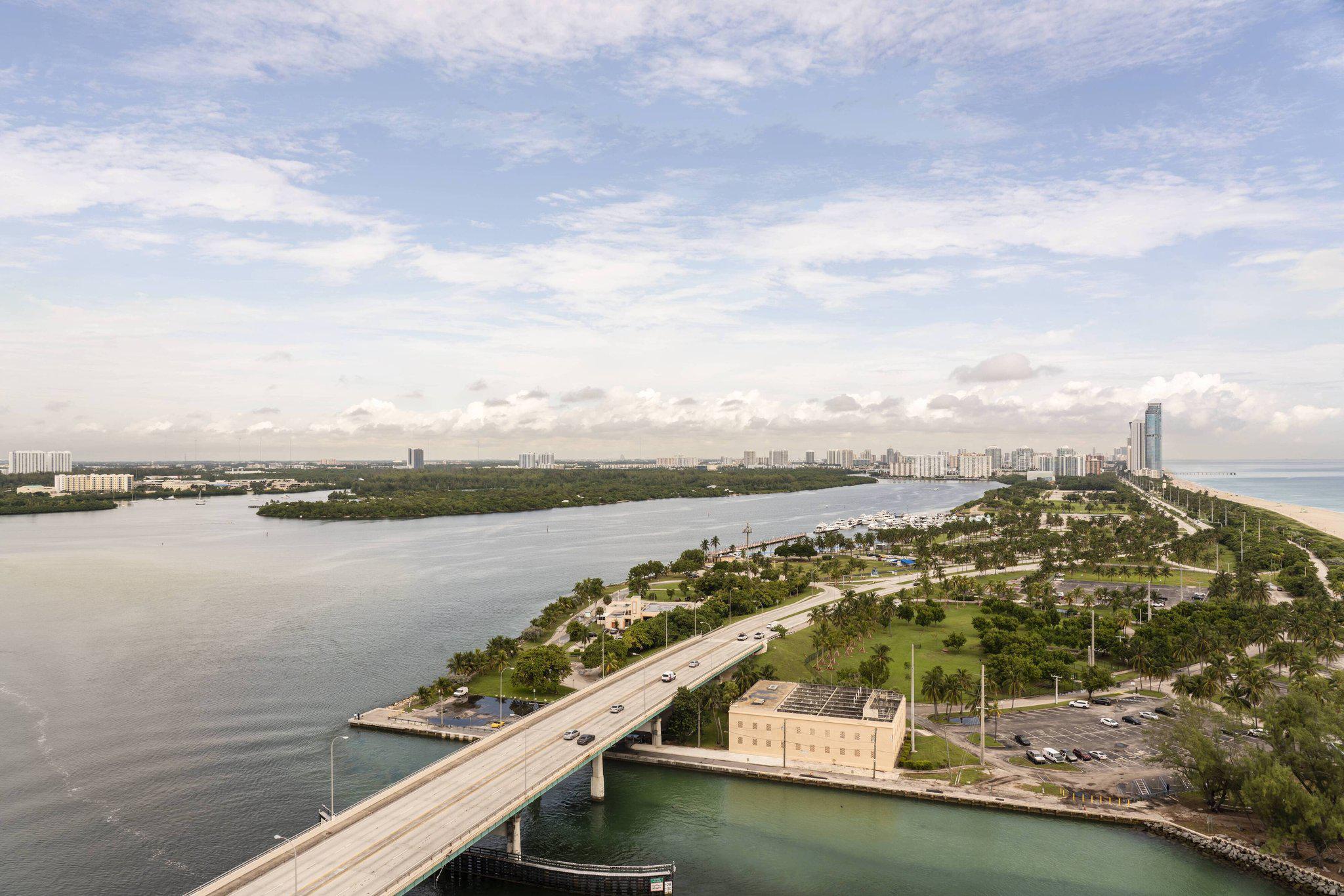 The Ritz-Carlton Bal Harbour, Miami Photo