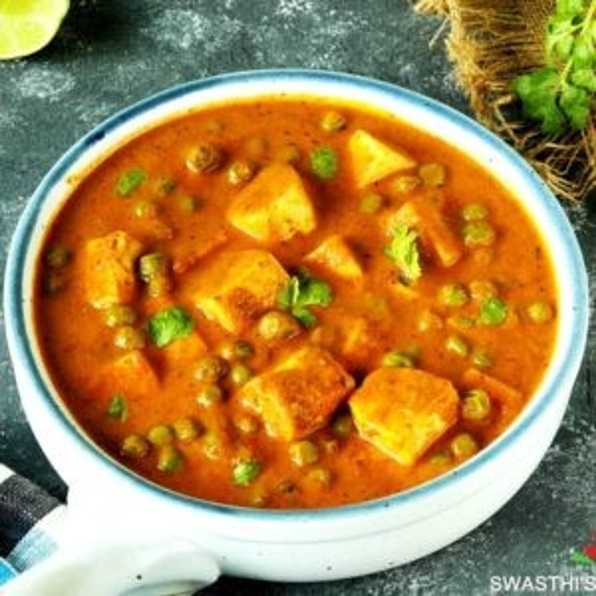 Matar Paneer Curry