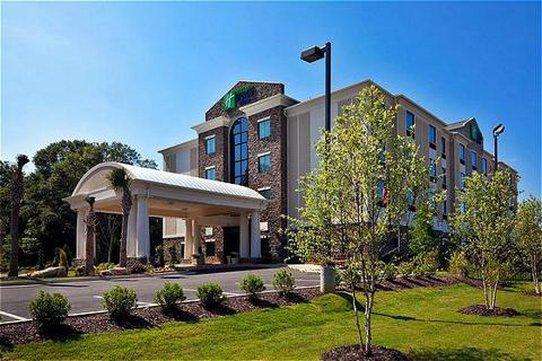 Holiday Inn Express & Suites Atlanta Southwest-Fairburn Photo