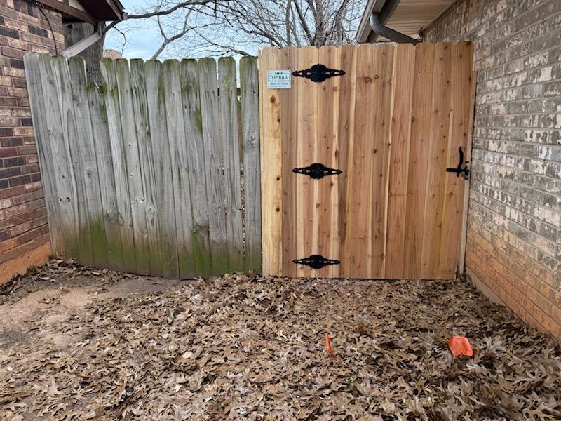 Top Rail Fence Oklahoma City Image