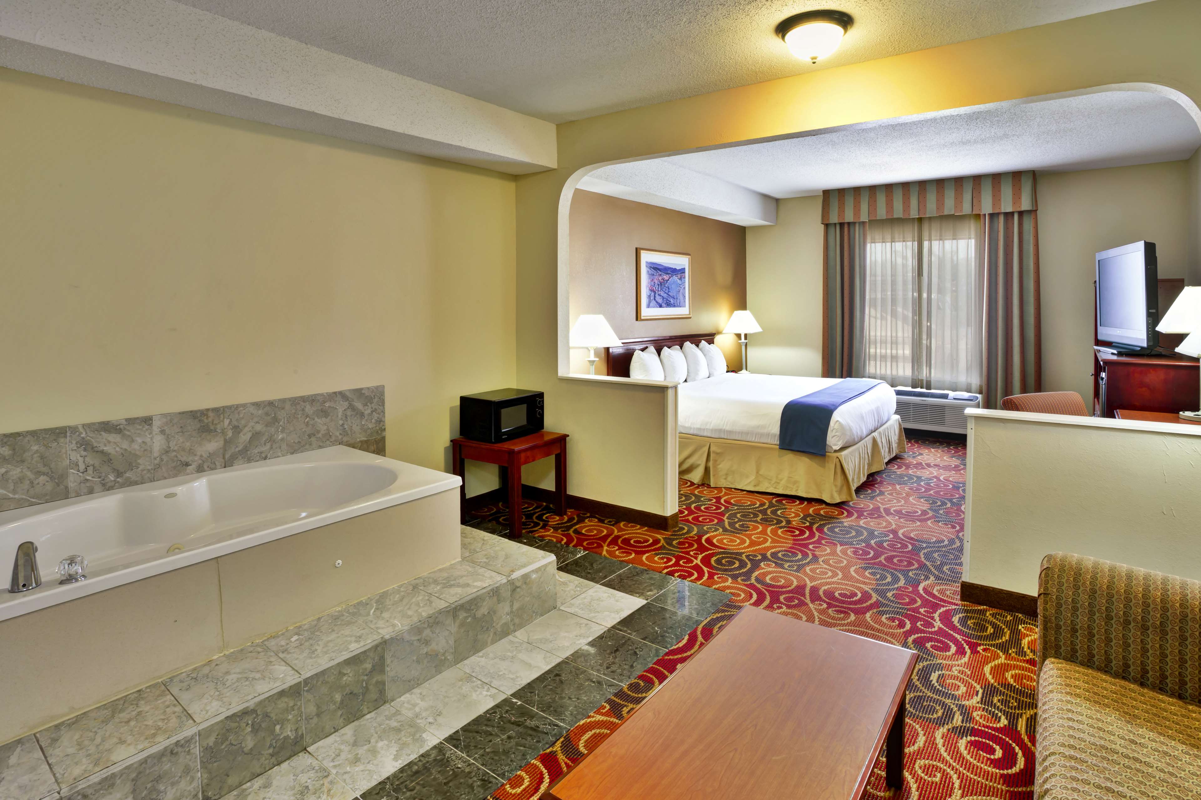 Country Inn & Suites by Radisson, Monroeville, AL Photo