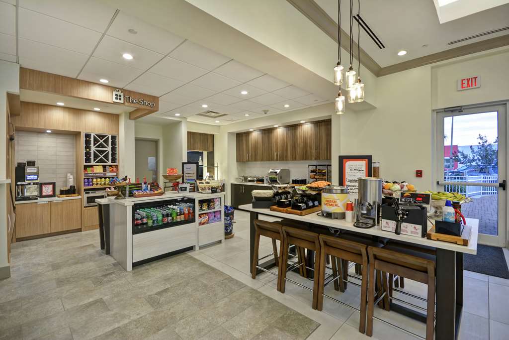 Hilton Garden Inn Panama City Image