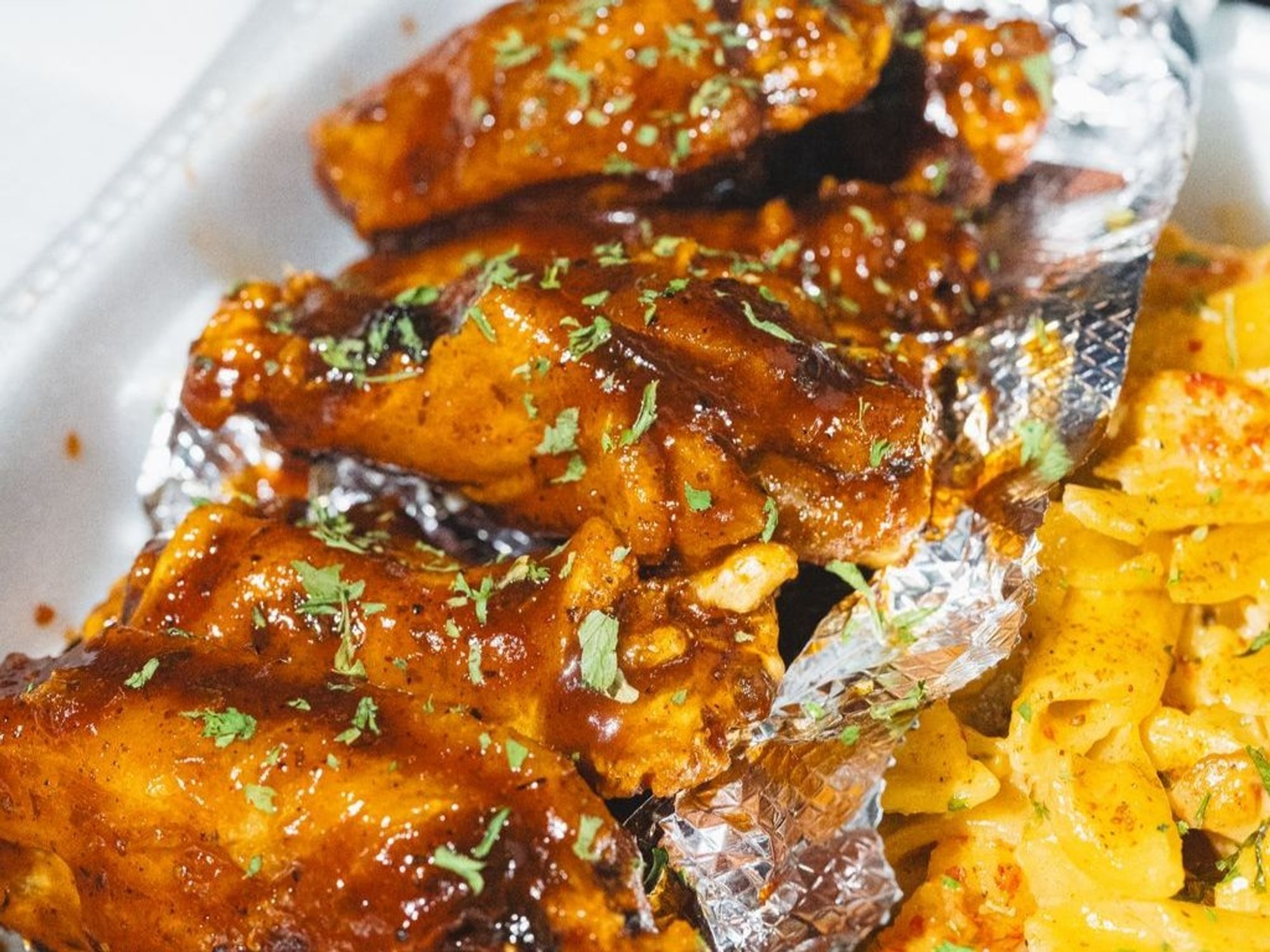 6 Wings with Seasoned Crinkle Fries