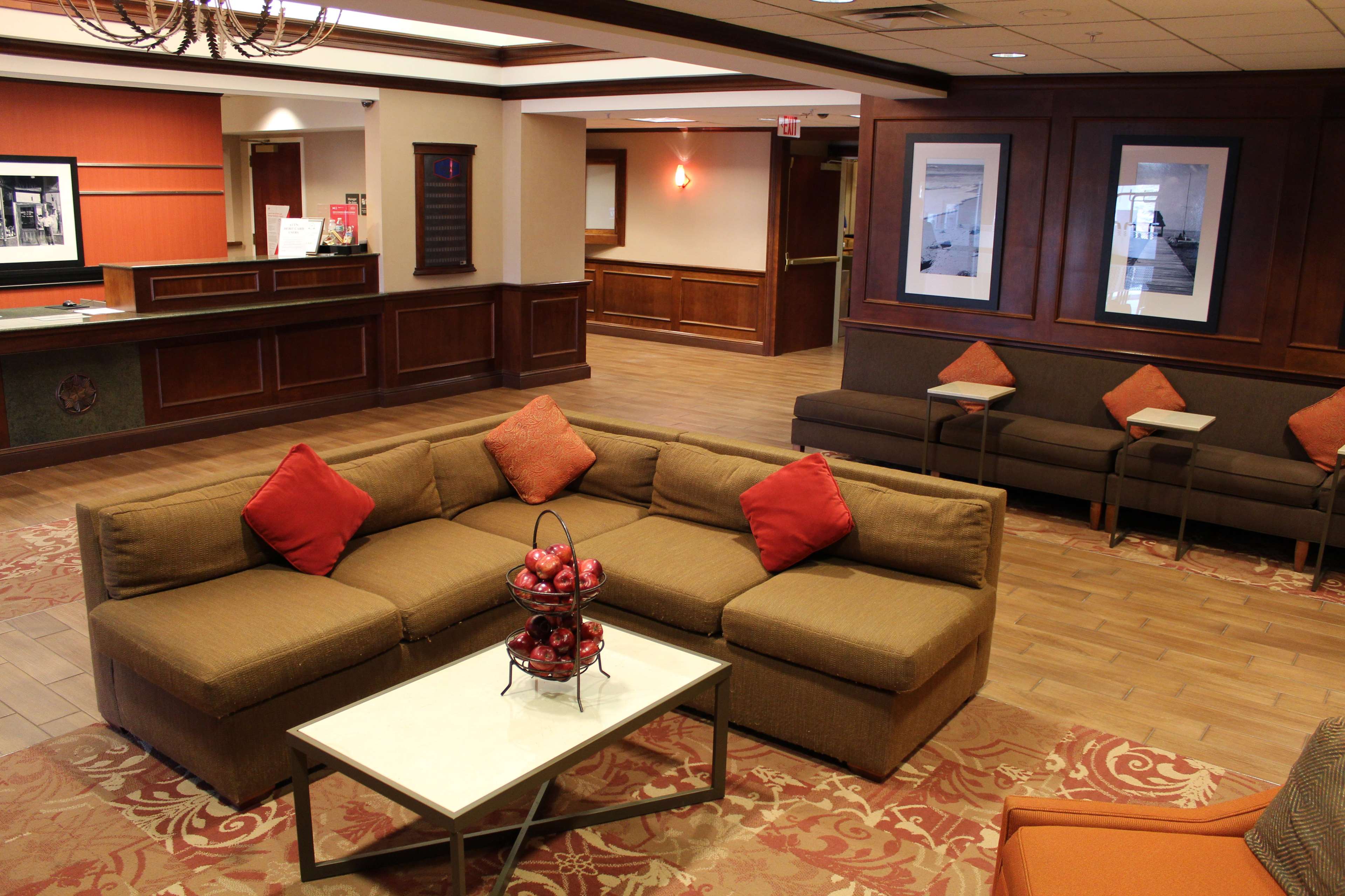 Hampton Inn Long Island - Brookhaven Photo