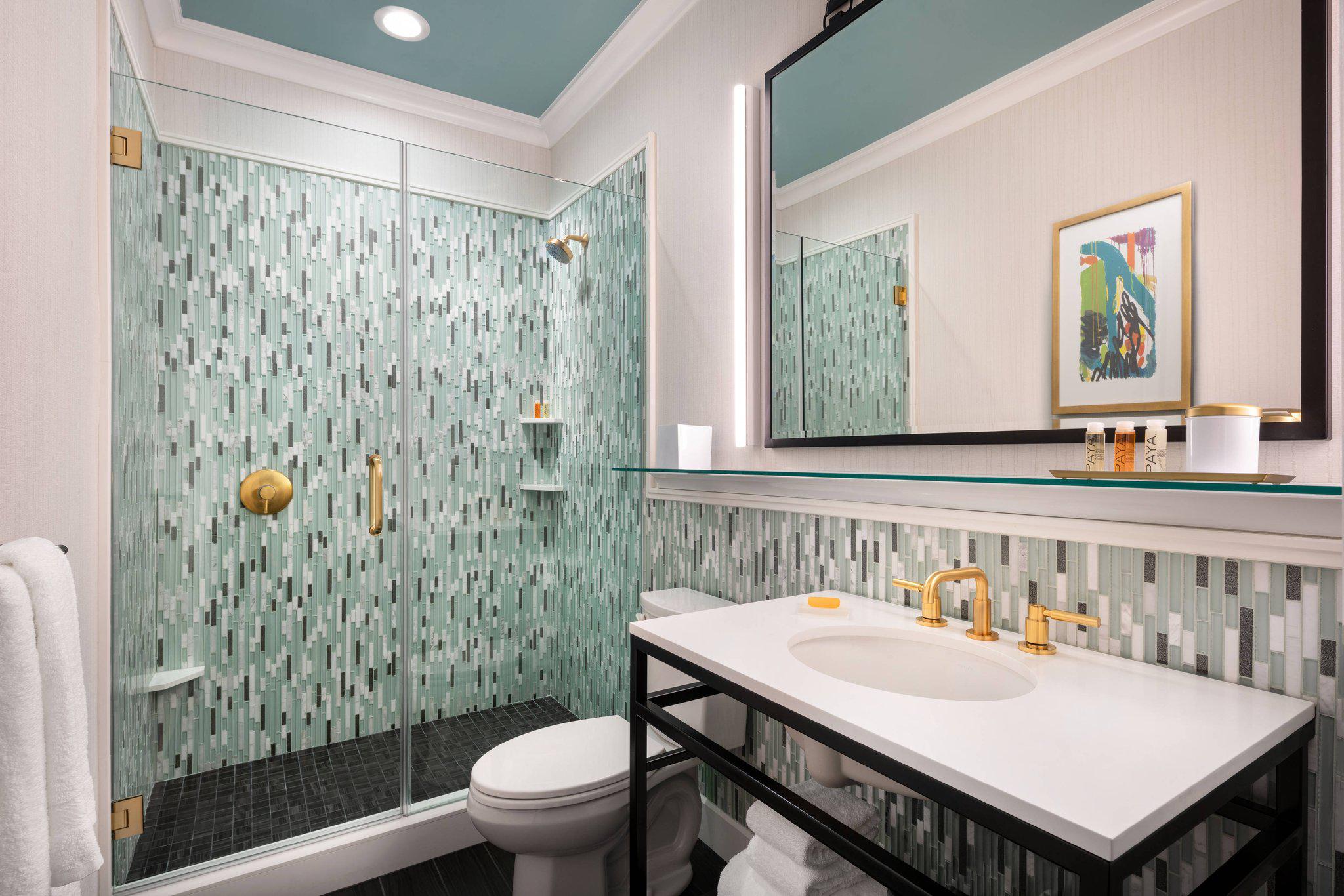 Courtyard by Marriott San Francisco Downtown/Van Ness Ave. Photo