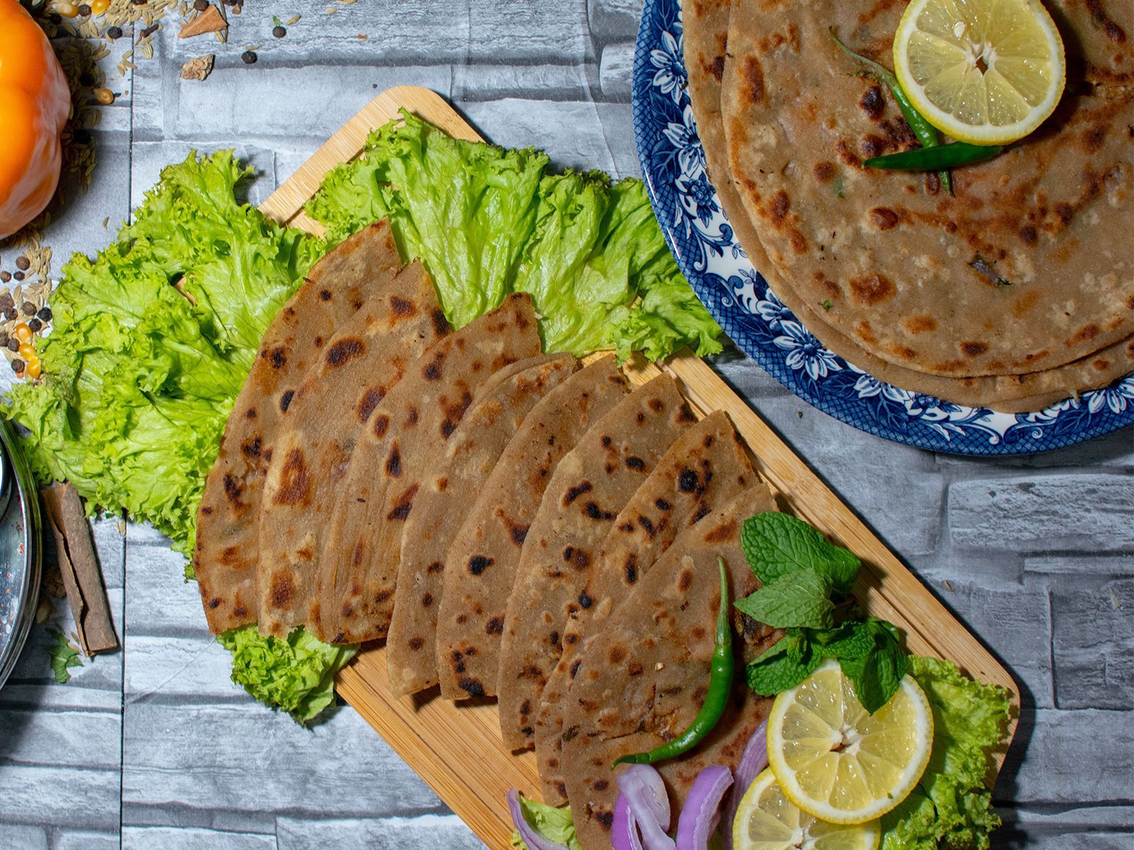 MIXED VEG PARATHA 2 Pcs