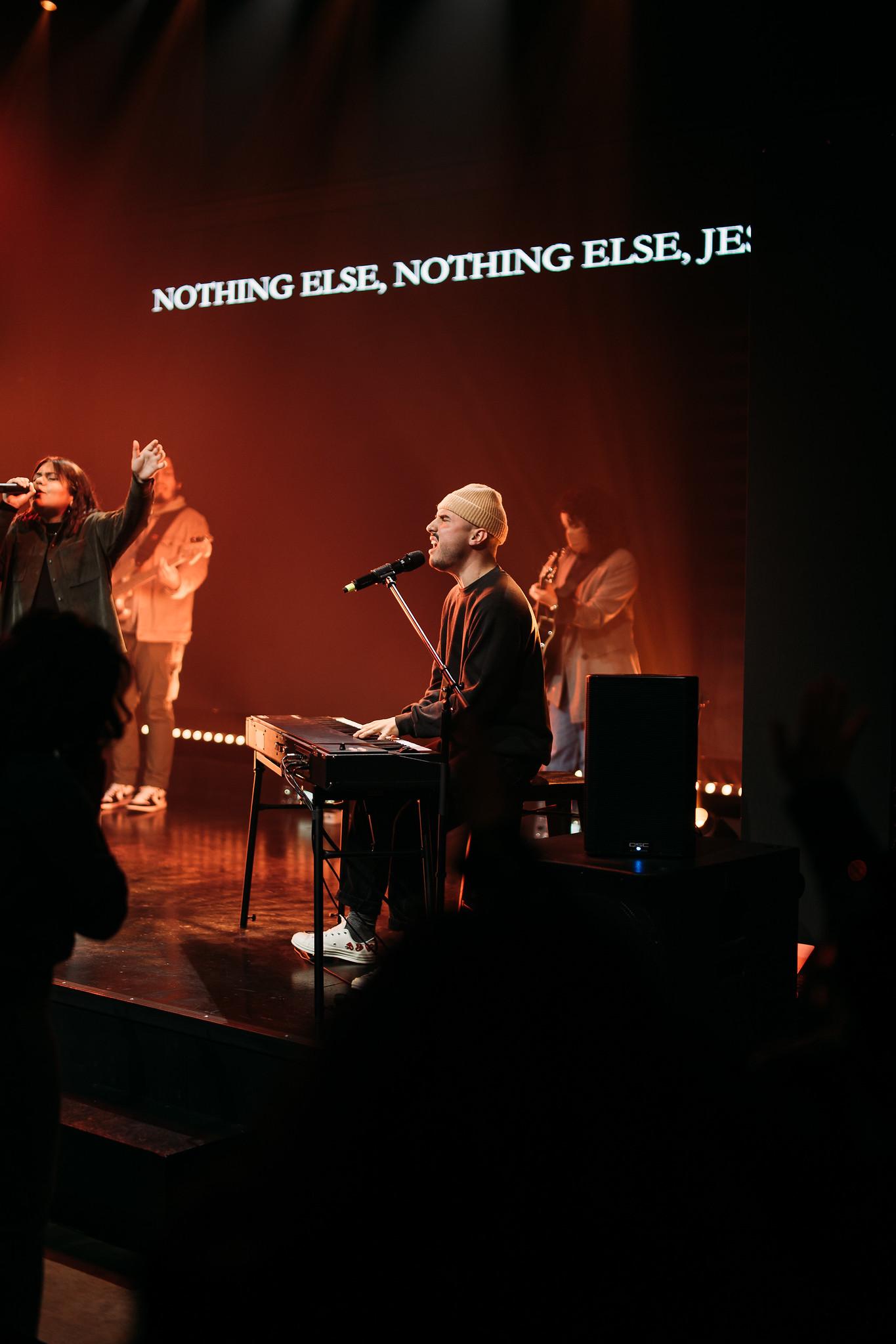 Pearl St. Church Image