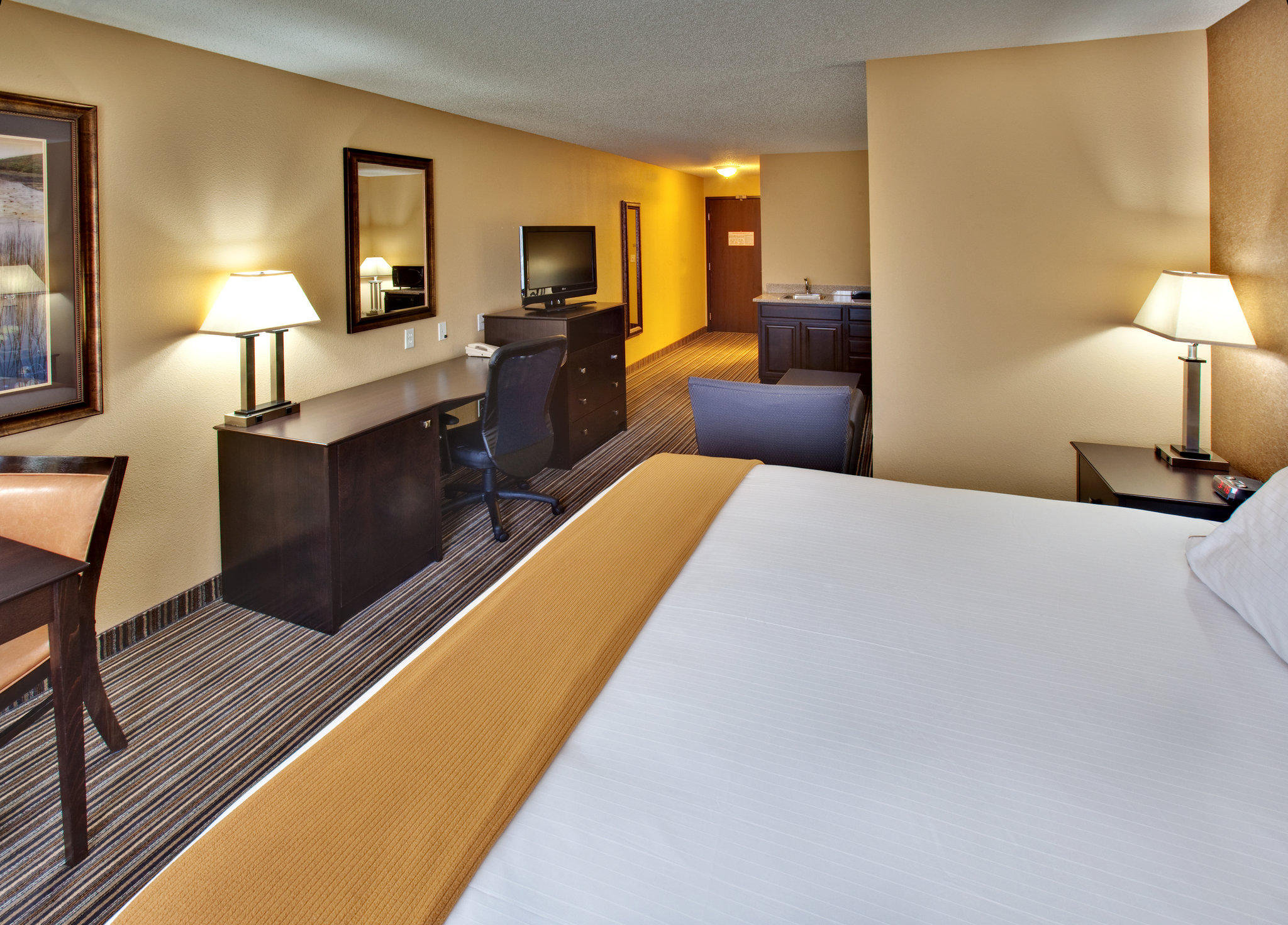 Holiday Inn Express & Suites Council Bluffs - Conv Ctr Area Photo