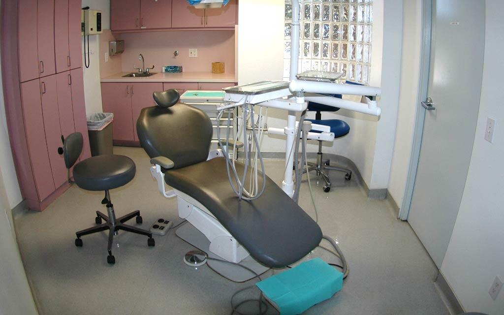 Hollander Dental Associates Photo