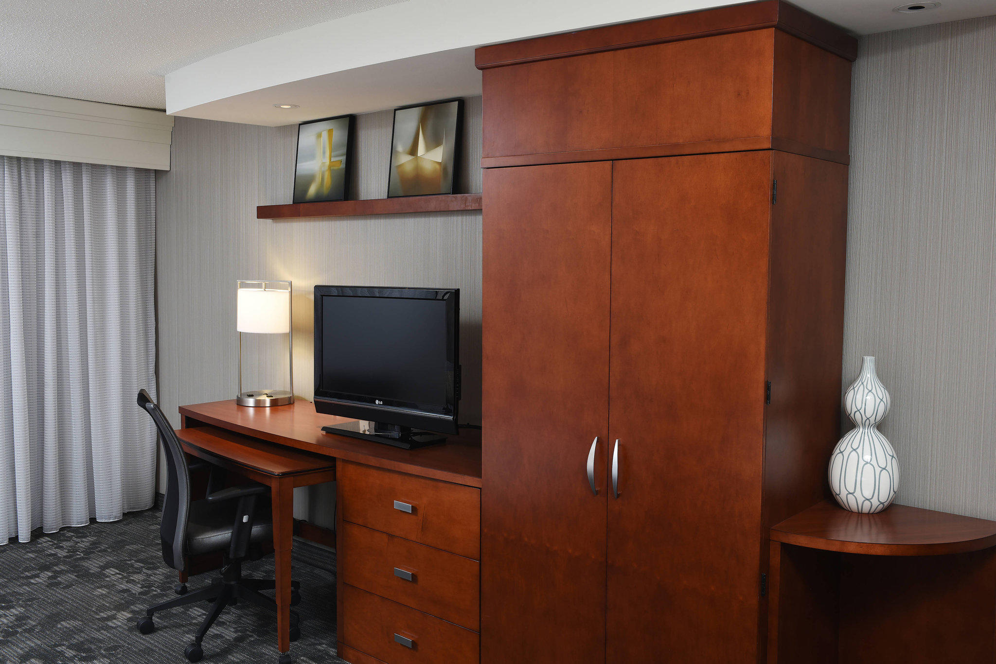 Courtyard by Marriott Sioux Falls Photo