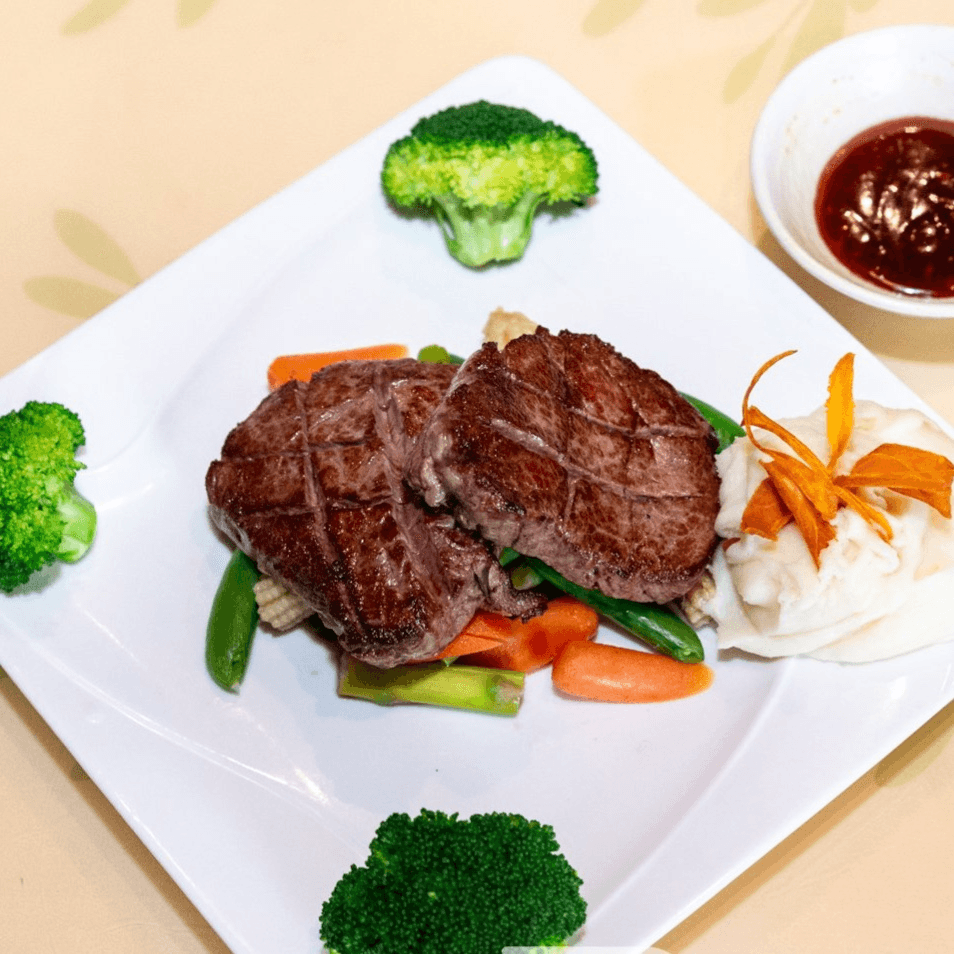 Balsamic Filet Mignon