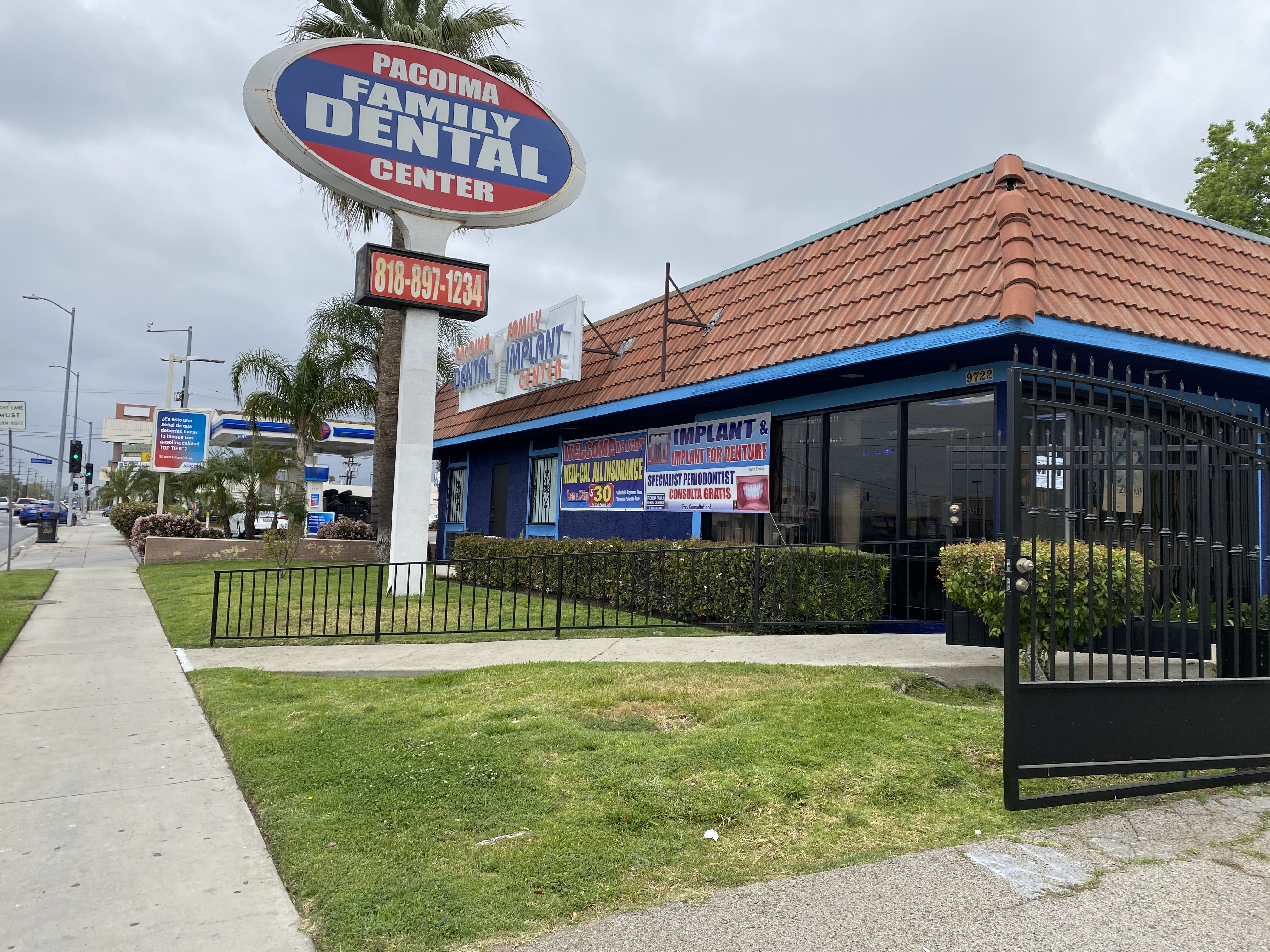 Pacoima Dental Center Image