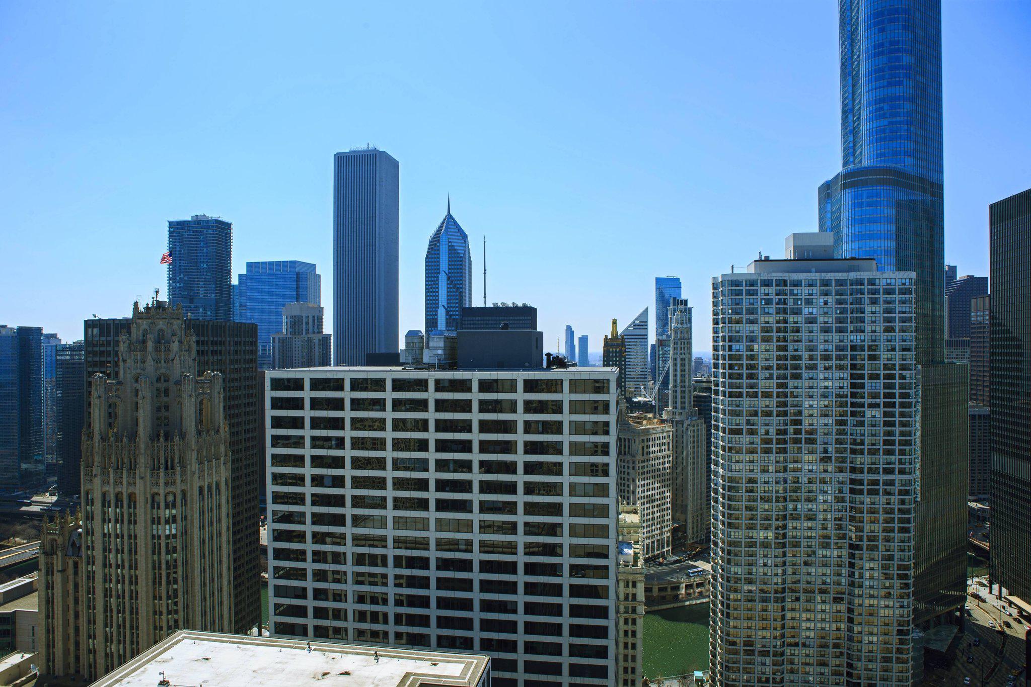 Chicago Marriott Downtown Magnificent Mile Photo