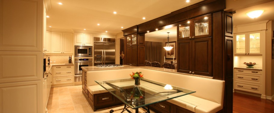 Richardson's Cabinet Works Logo