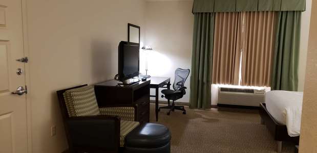 Images Hilton Garden Inn San Bernardino