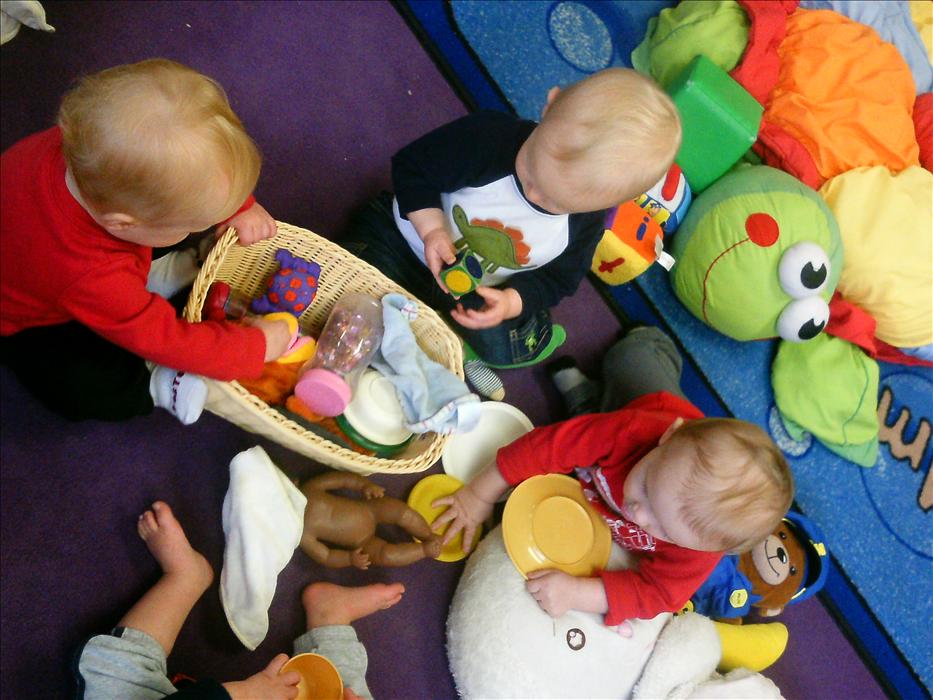 Discovery baskets allows babies to explore different items based on their learning theme! Here they are exploring Everything Baby!
