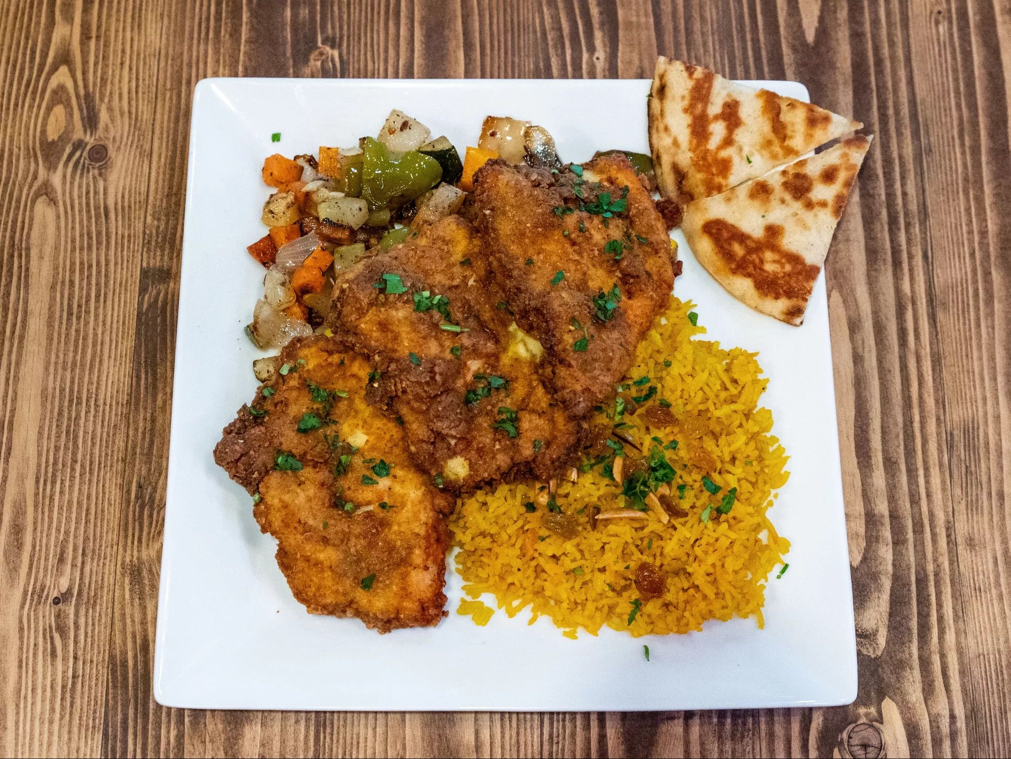 Fried Chicken Fillets 4 Pcs White & Dark Meat Mix With Choice Of Your 2 Sides