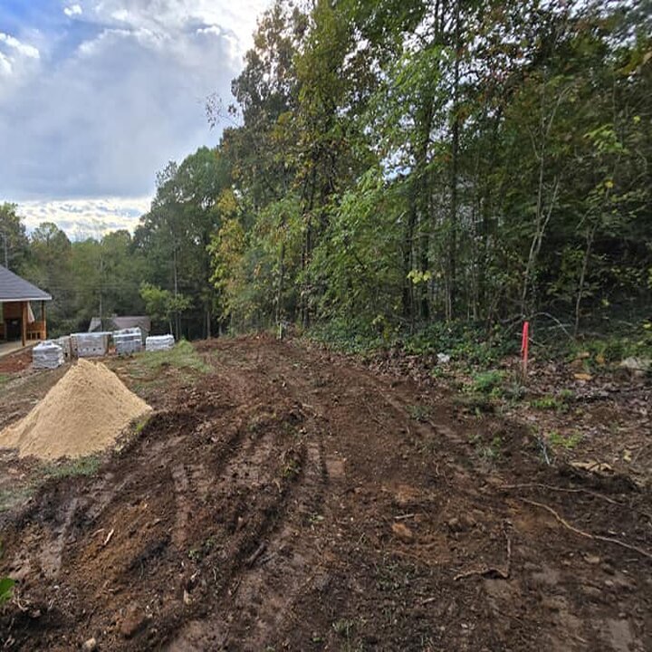 GH Turf & Landscape LLC Image