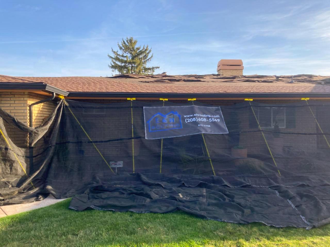 E & H Roofing Image