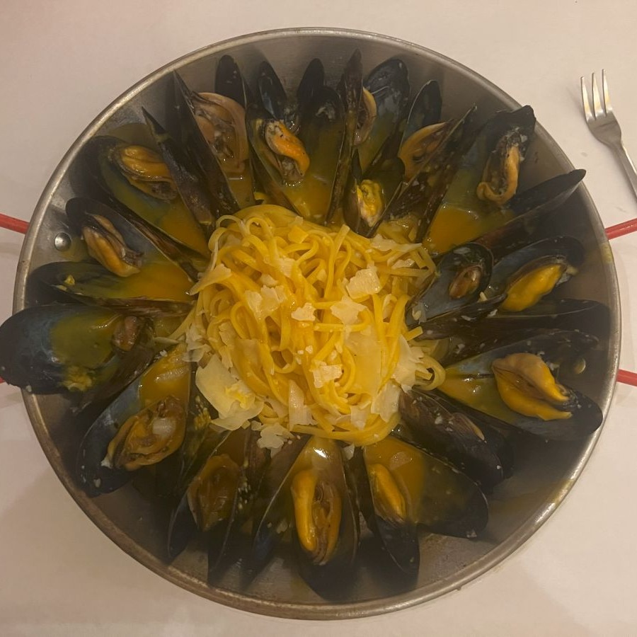 Mediterranean Black Mussels with Linguine