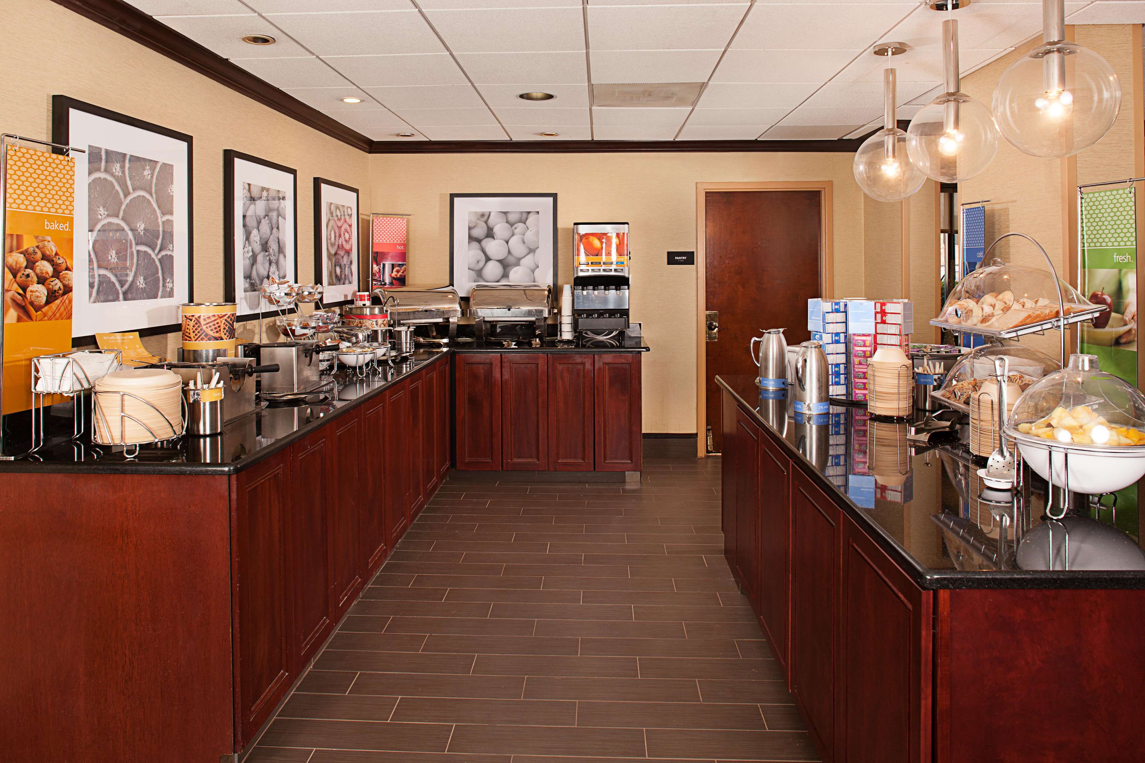 Hampton Inn Philadelphia/Willow Grove Photo