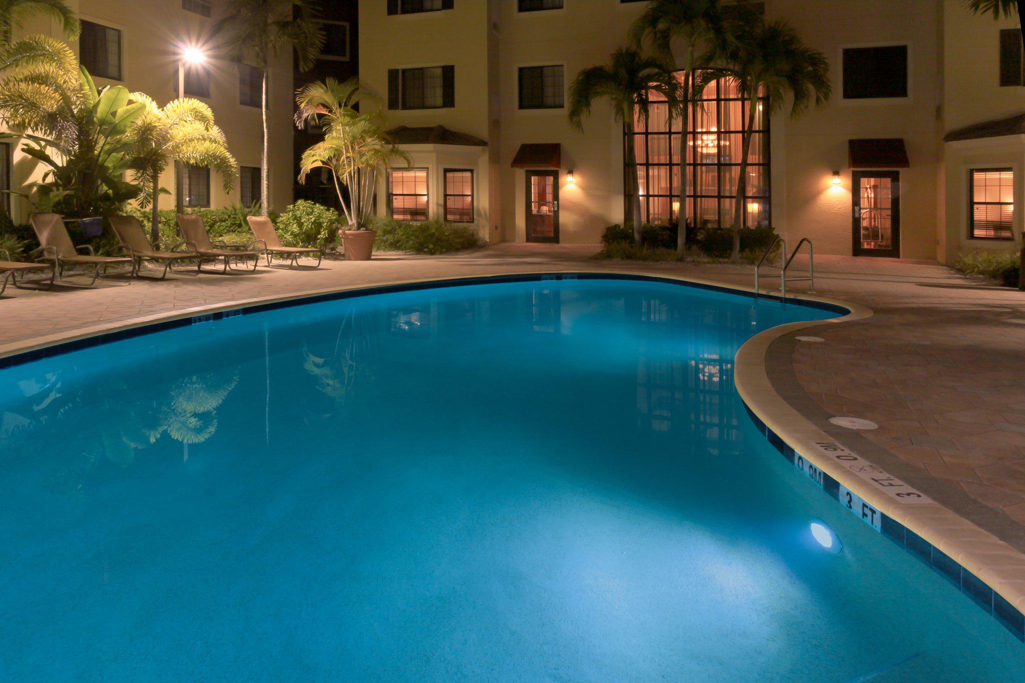 Staybridge Suites Naples-Gulf Coast Photo