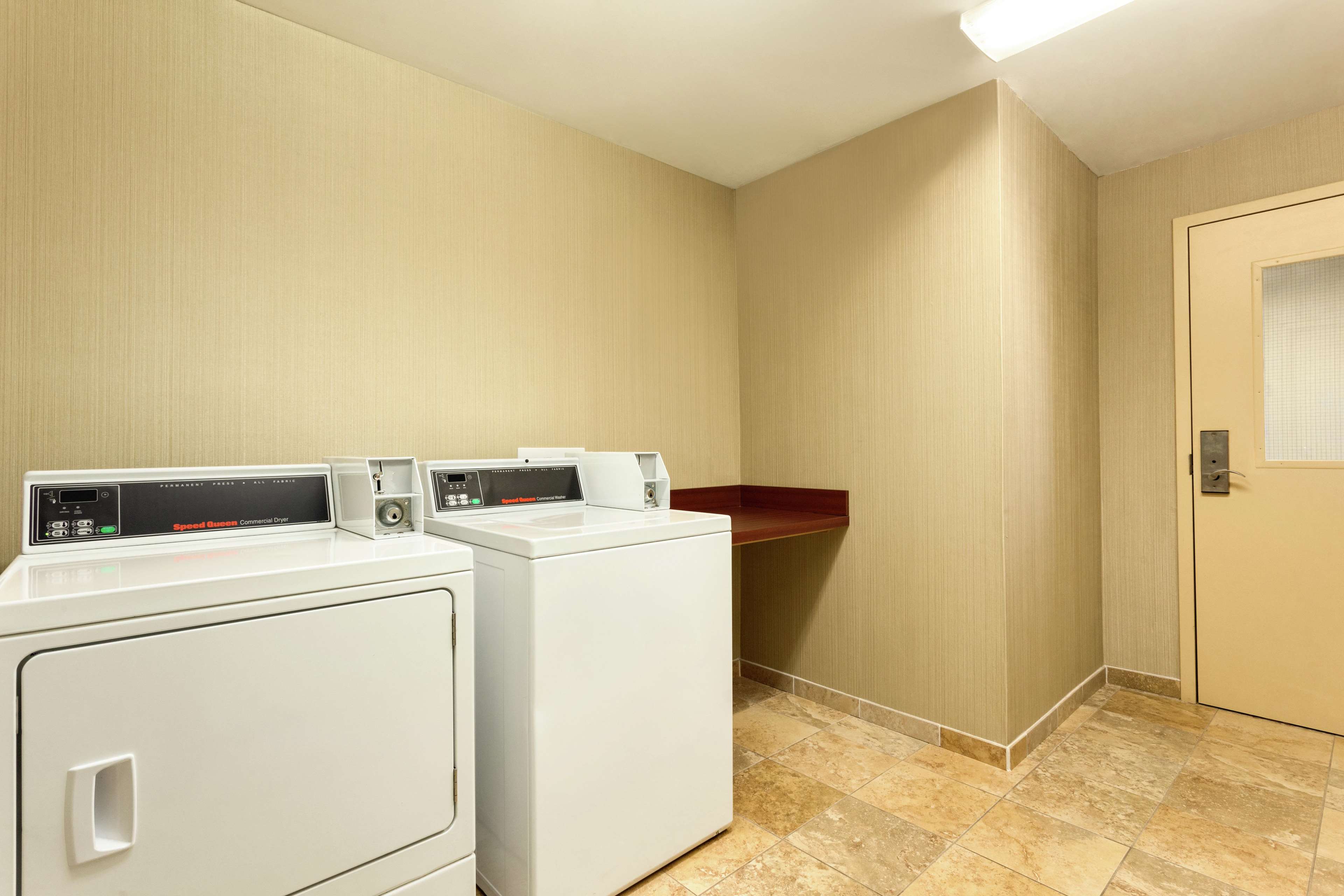 Hampton Inn & Suites Prattville Photo