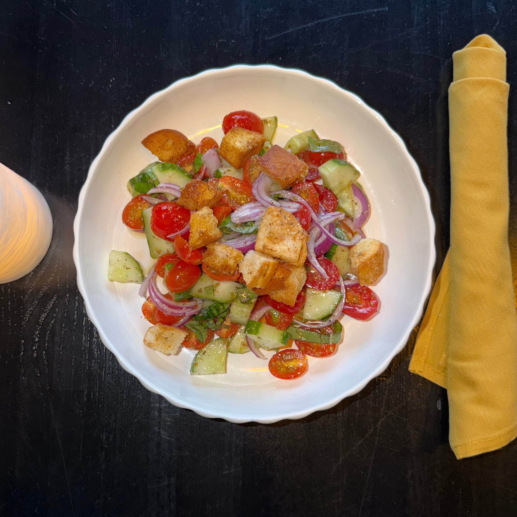 Panzanella salad
