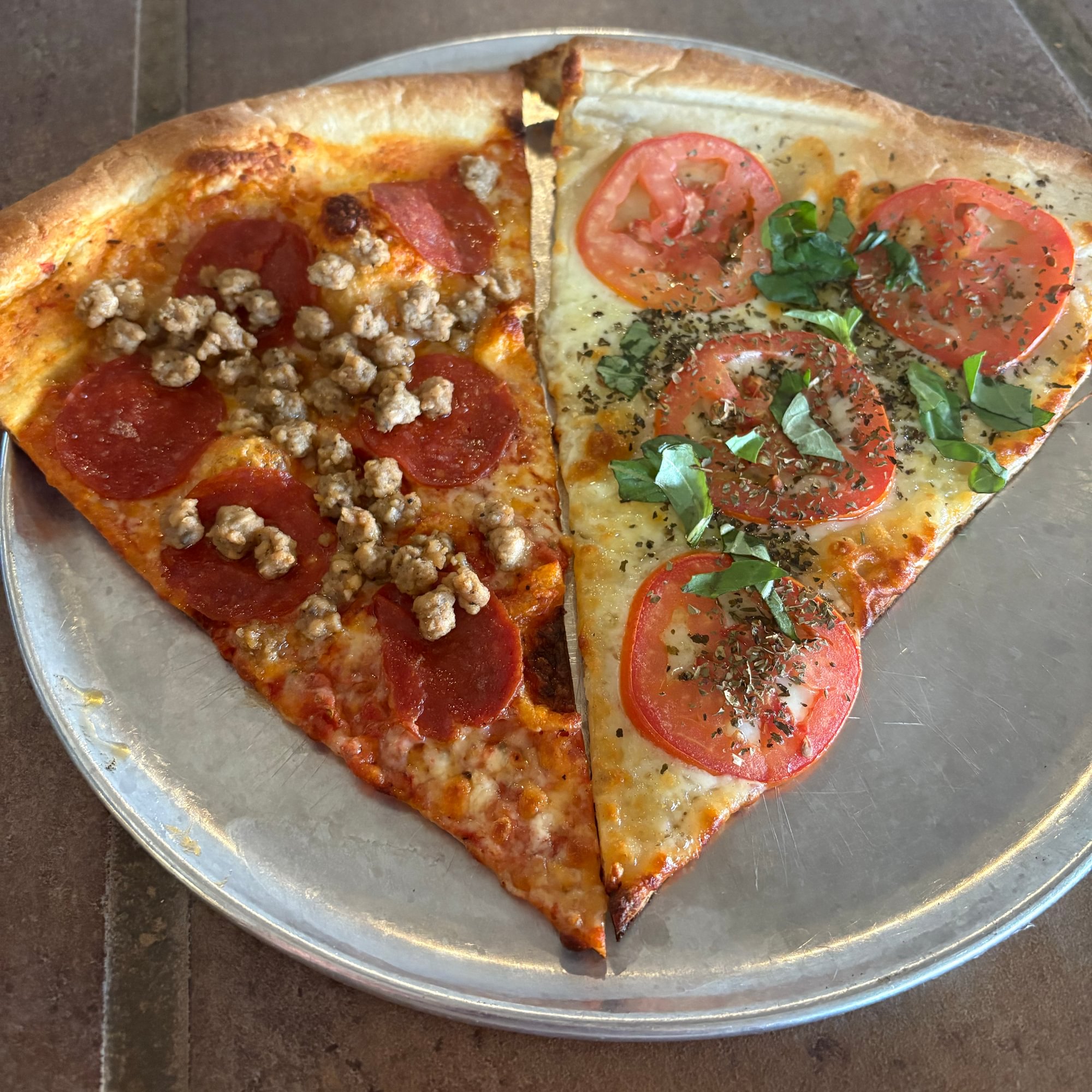 2 Slices 3 Toppings Lunch Specials