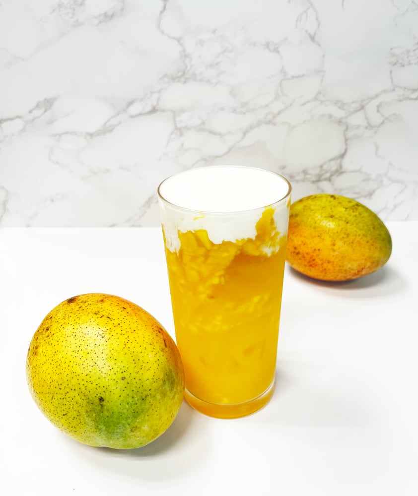 Mango Green Tea w/sweet cream