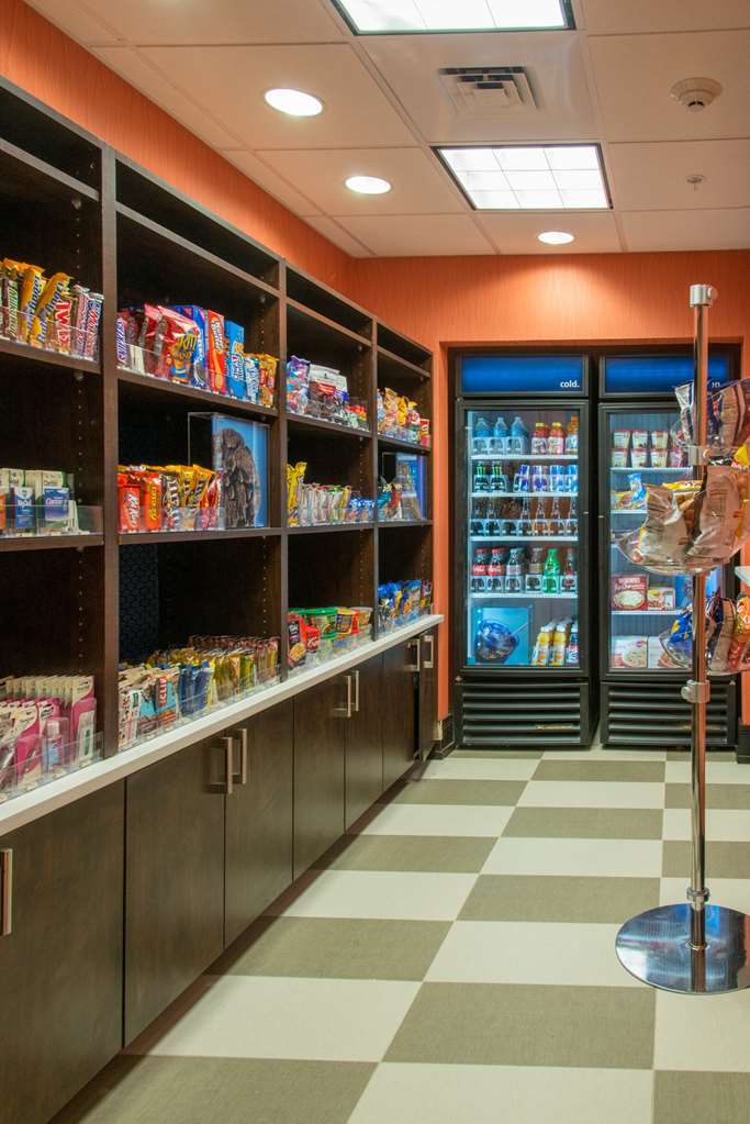 Hampton Inn & Suites Gulfport I-10 Image