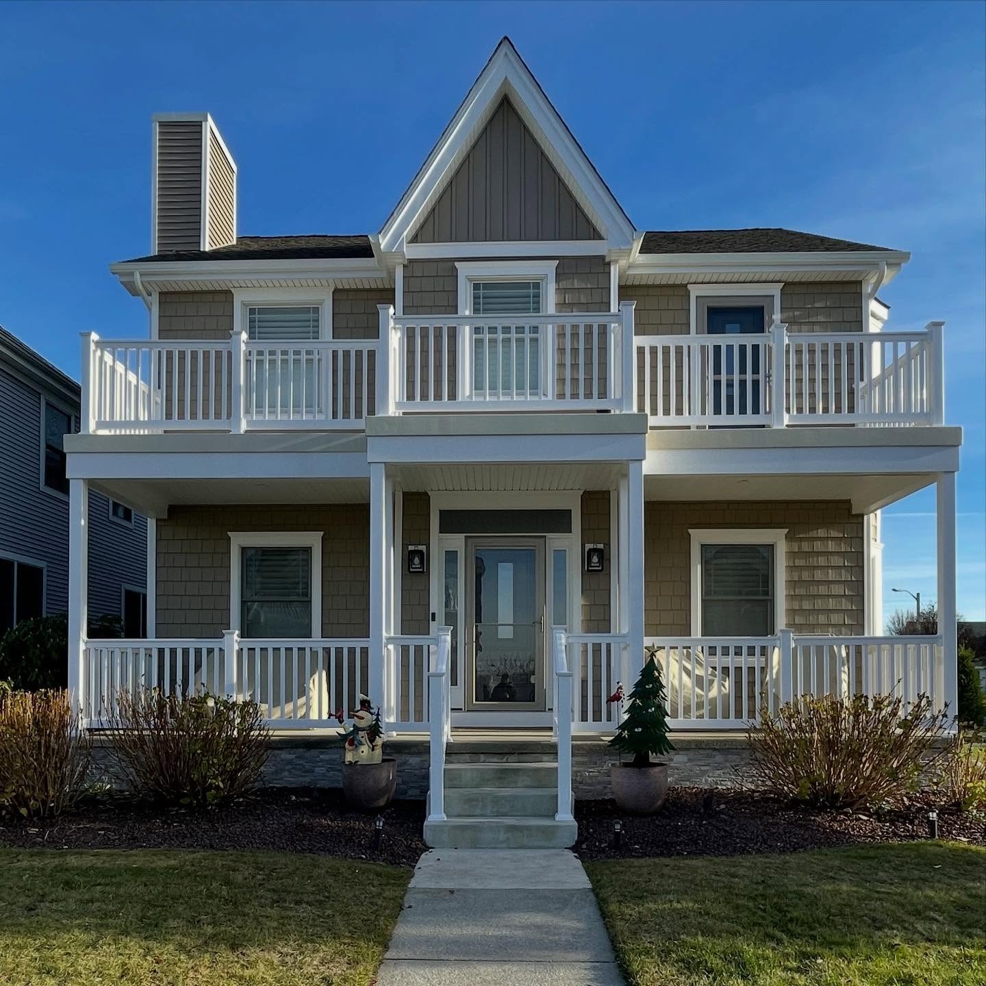 Frank Vincent Windows & Roofing, Siding, Doors