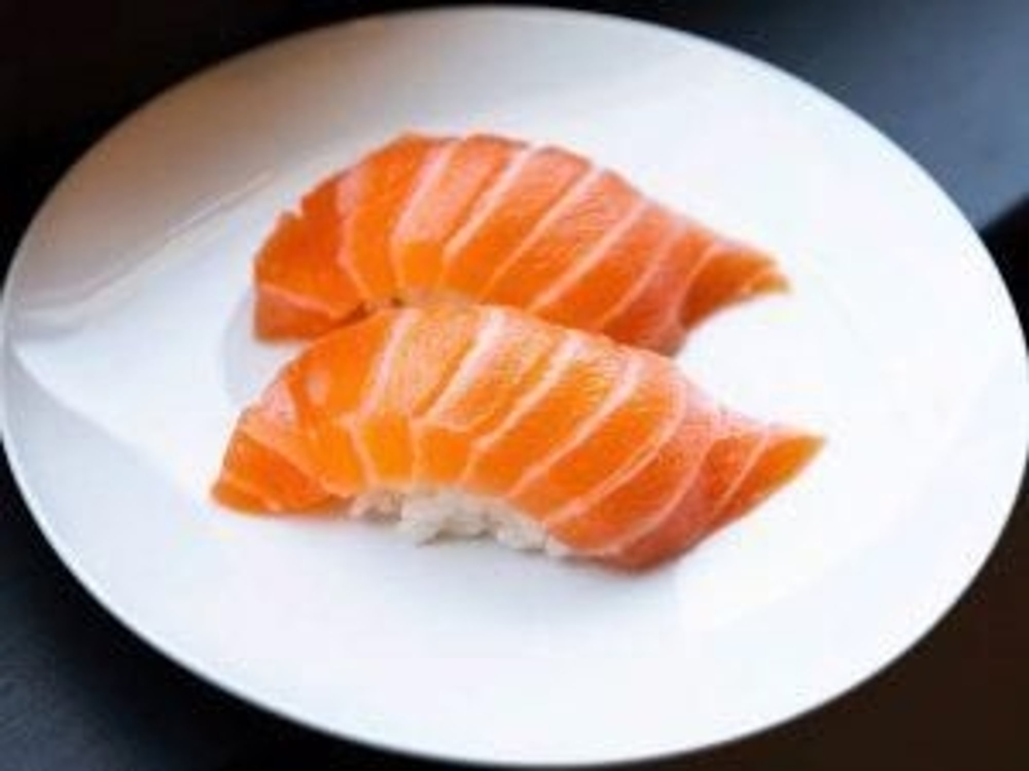 Salmon Sushi 2Pcs