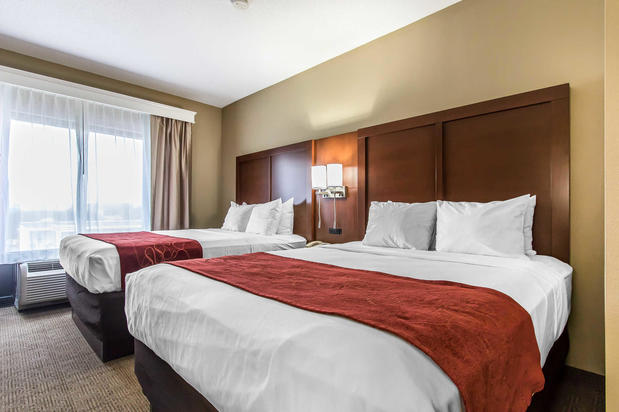 Images Comfort Suites