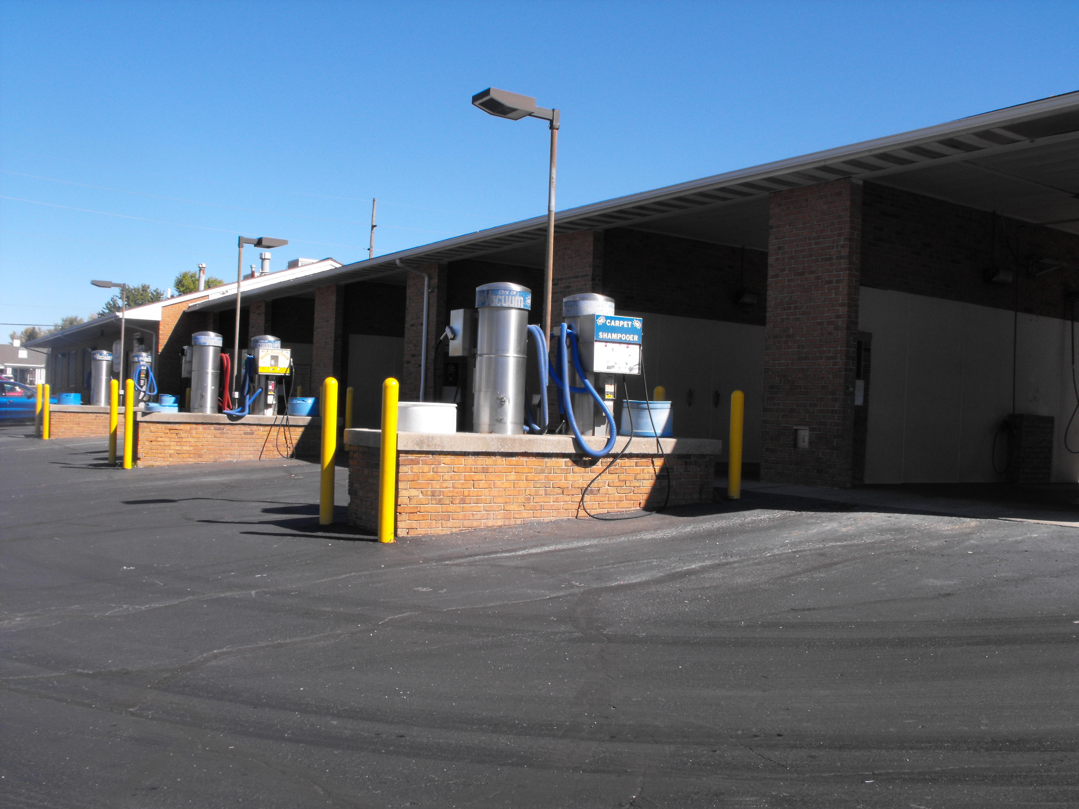 Vandalia Coin Laundry and Car Wash Photo