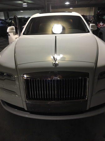 Luxury car window tinting for windshield. Luxury car window tinting for windshield.