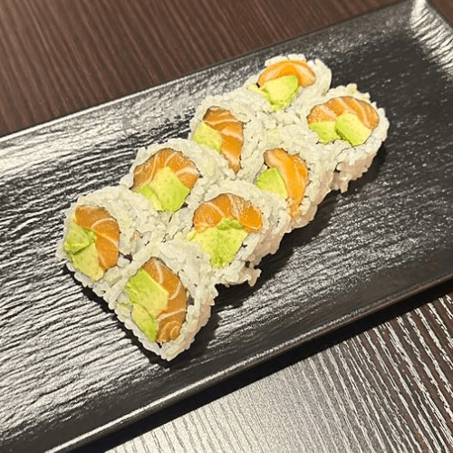 Salmon Avocado Roll🐟