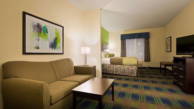 Images Best Western Plus Pratt