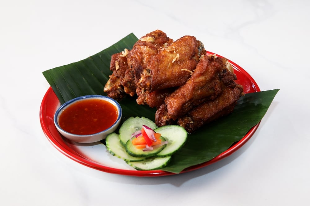 Farmhouse Wings