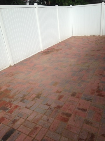 Brothers Landscaping Logo