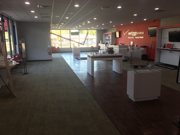 Images Verizon Authorized Retailer – GoWireless