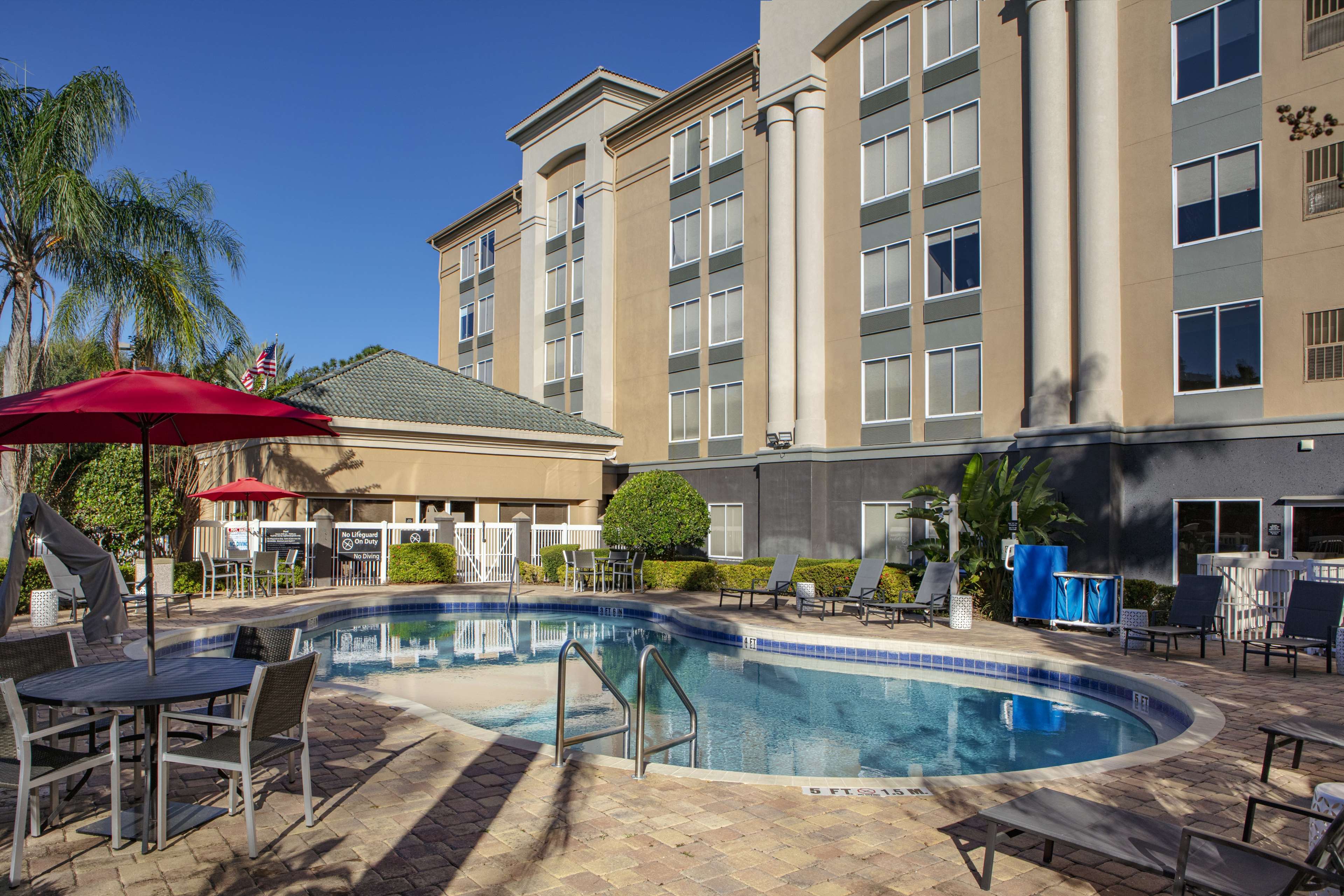 Hampton Inn Orlando/Lake Buena Vista Photo