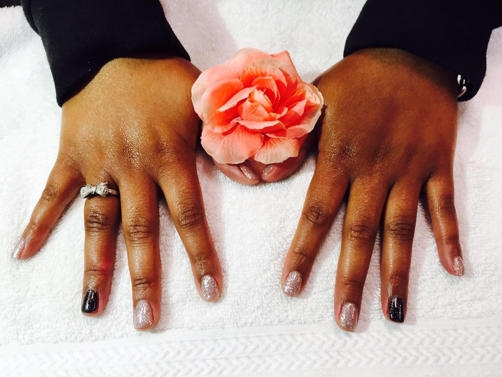 TL Nails & Spa image