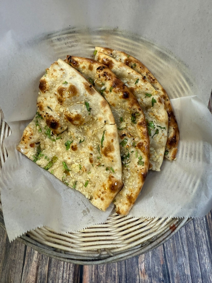 GARLIC NAAN