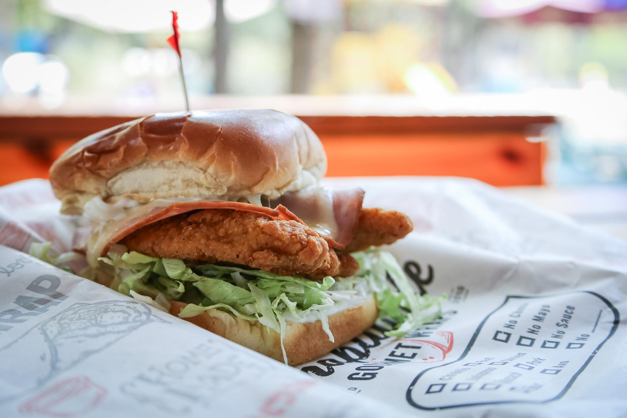 SURF BURGER BASKET