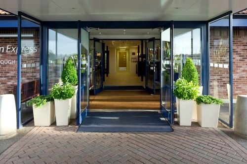 Images Holiday Inn Express Peterborough