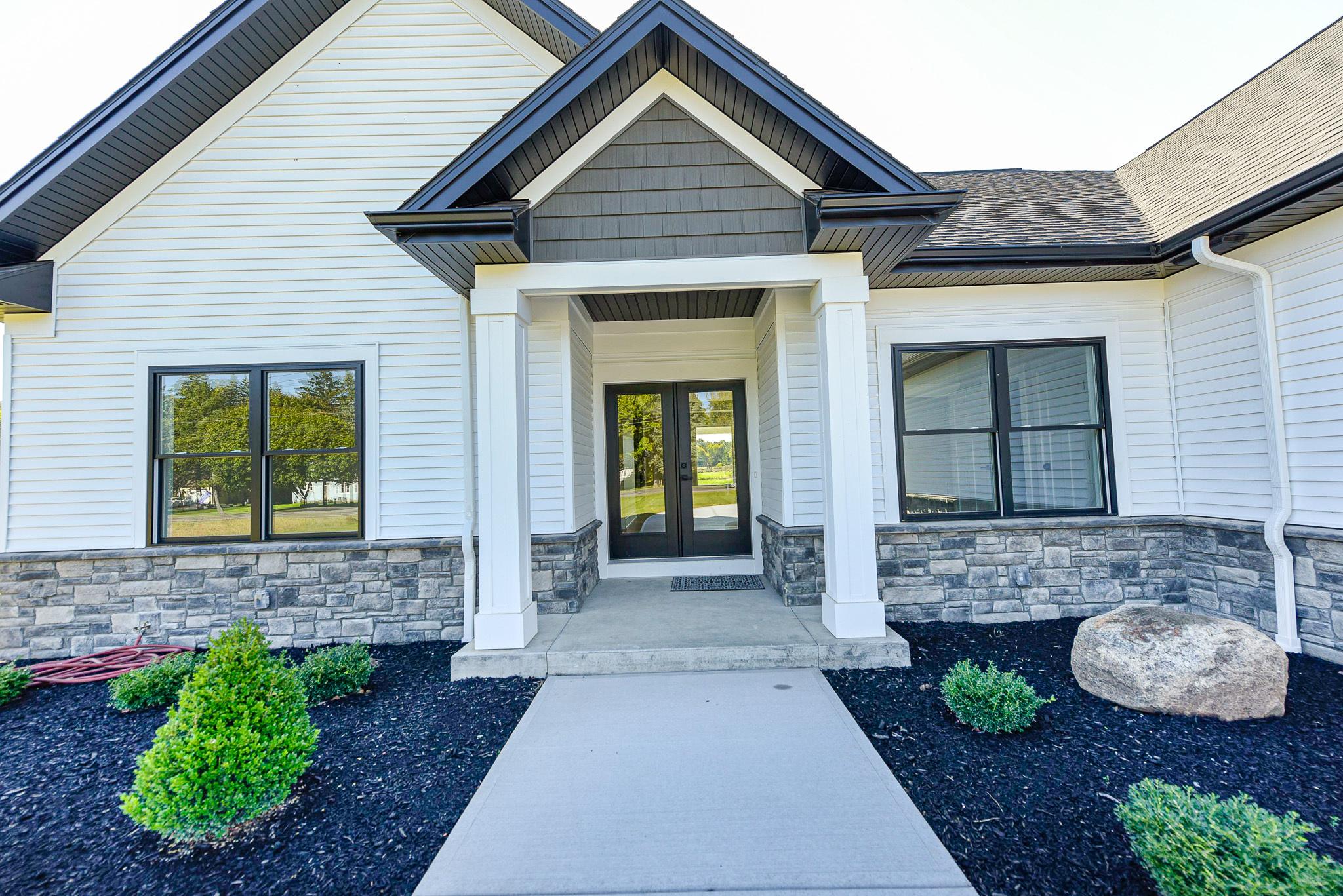 Granite Ridge Luxury Homes Image