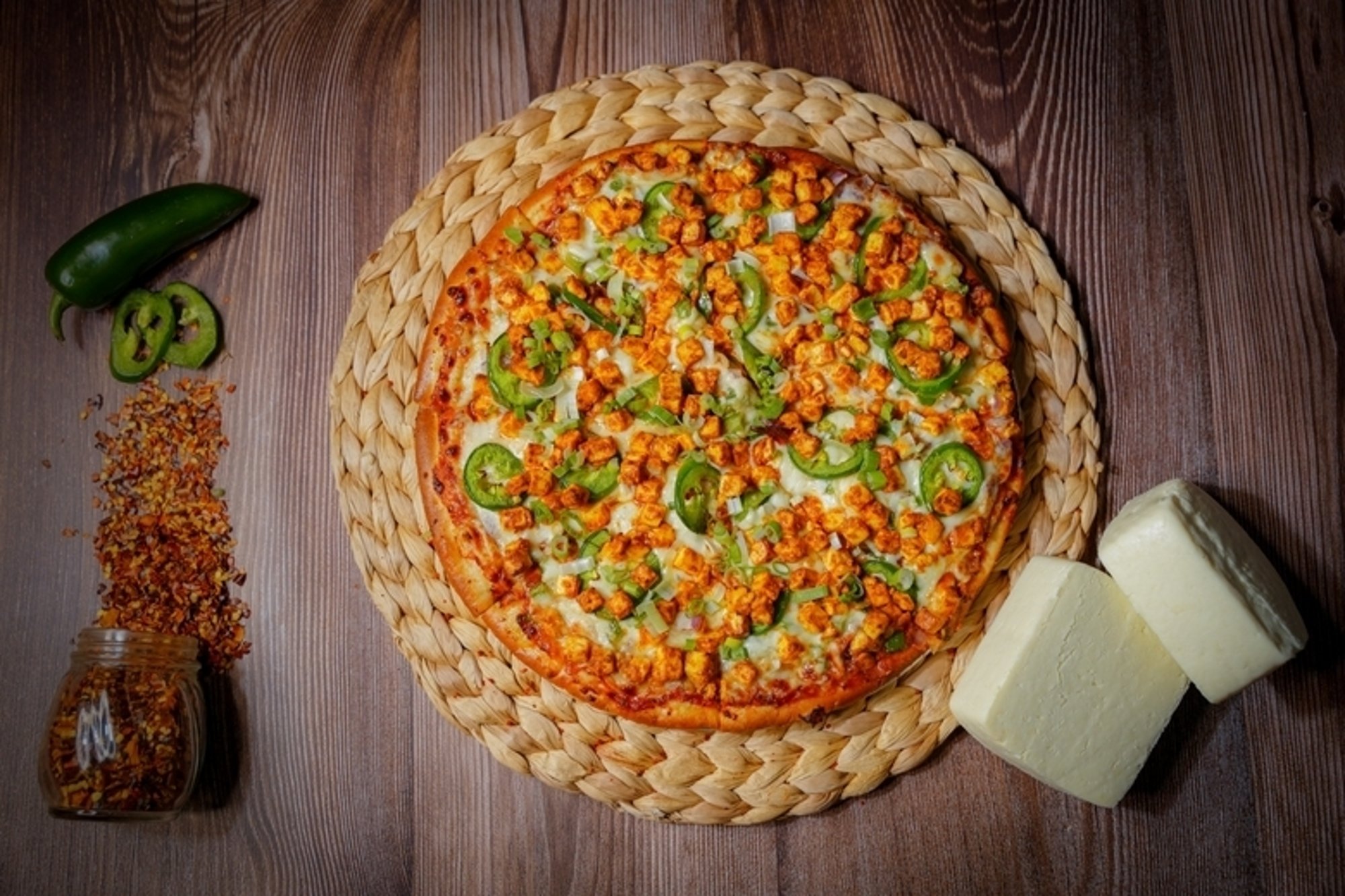 Chili Paneer Pizza