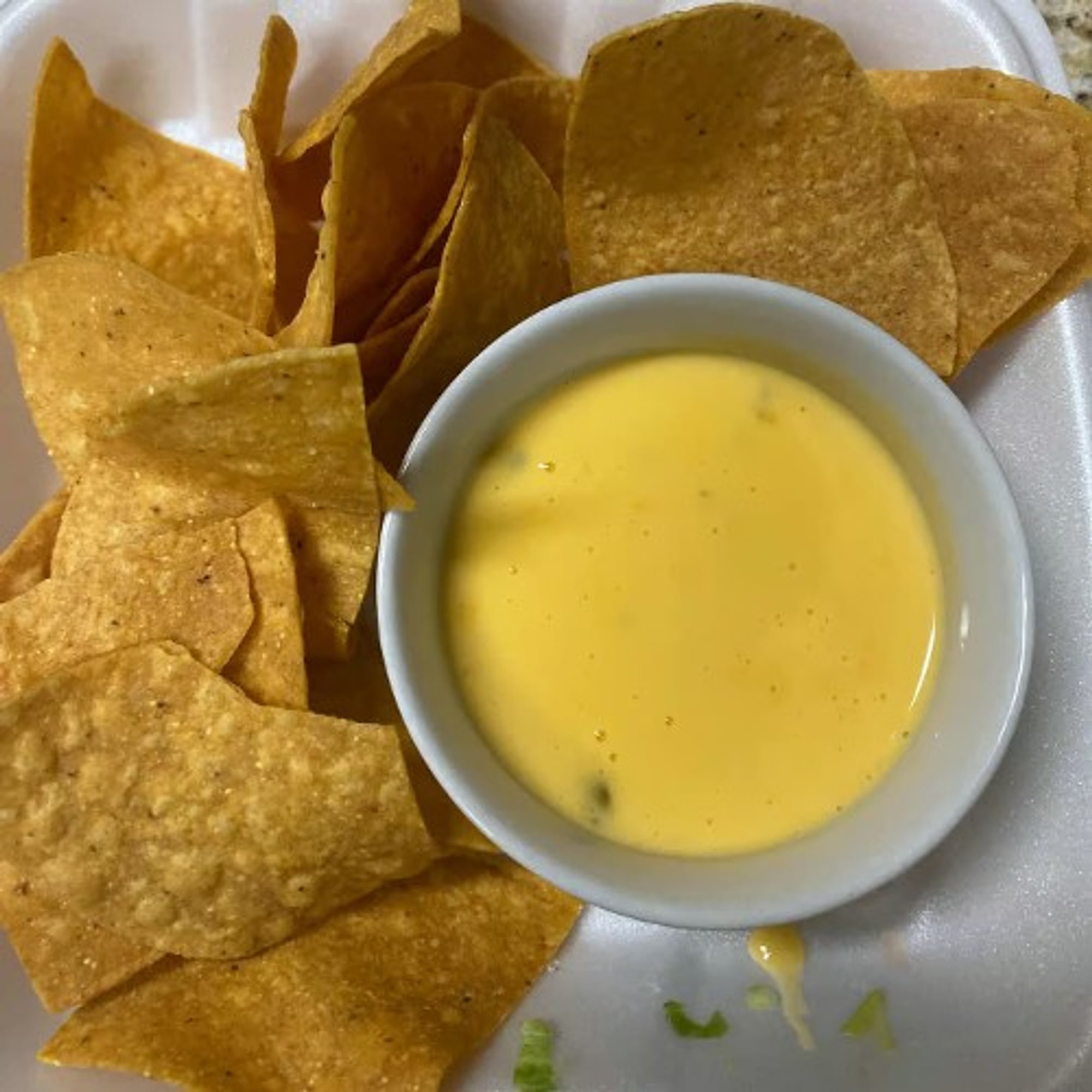 Chile Con Queso Dip