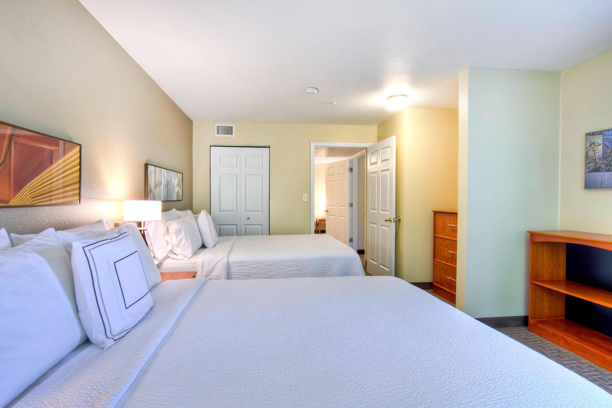 TownePlace Suites by Marriott Raleigh Cary/Weston Parkway Photo